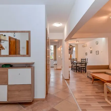 Alexander Nevsky View Two Bedroom On Dondukov Blvd Apartamento *